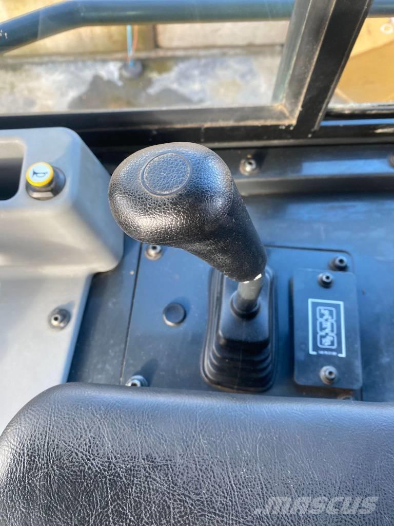 Komatsu D 61 PXi-24 크롤러 도저