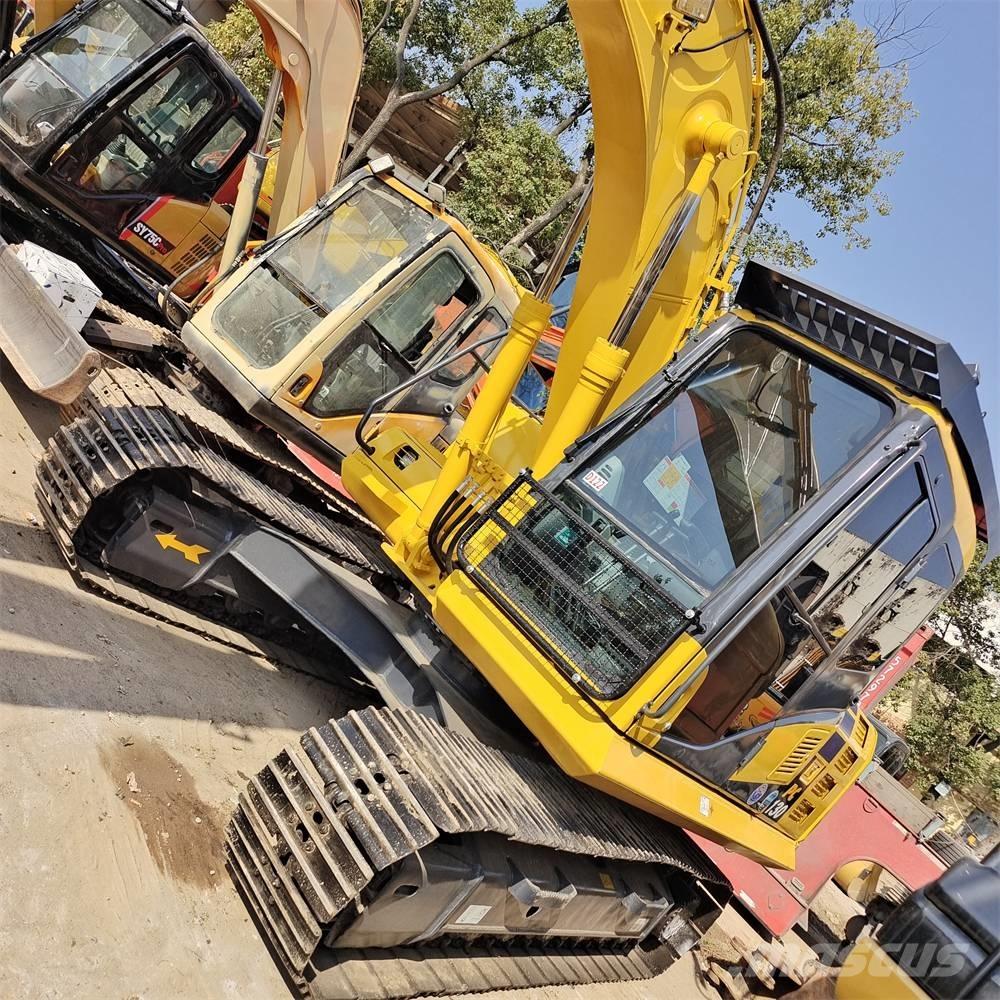 Komatsu PC 130 대형 굴삭기 29톤 이상