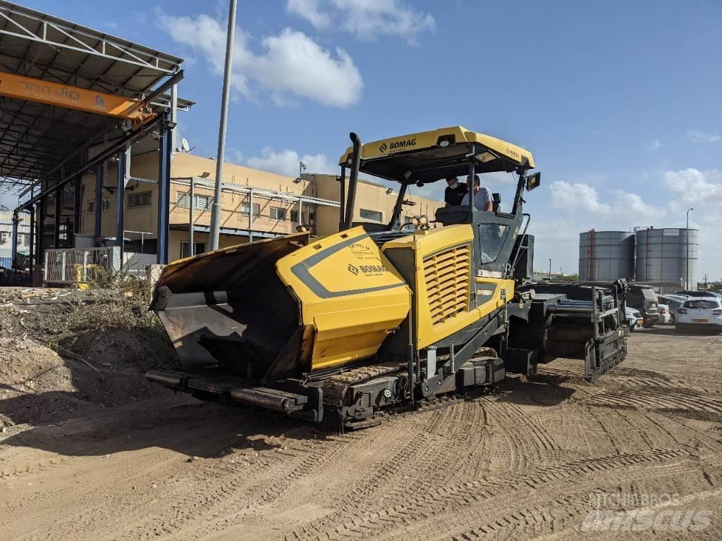 Bomag BF700C-2 아스팔트 포장장비