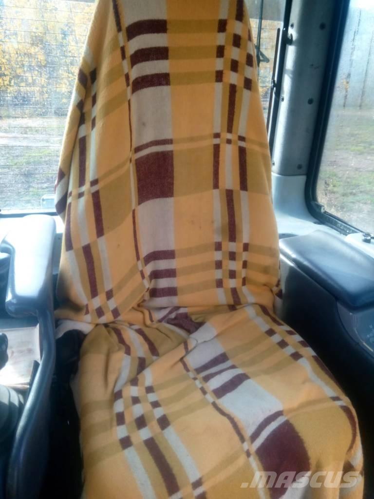 Komatsu D 61 PX-15 크롤러 도저