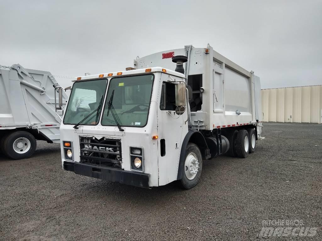 Mack LEU613 폐기물 수거 트럭