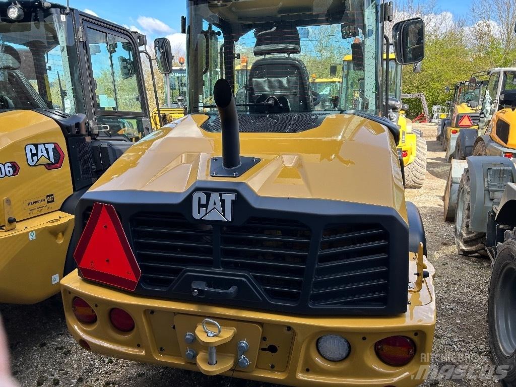 CAT 906  휠로우더