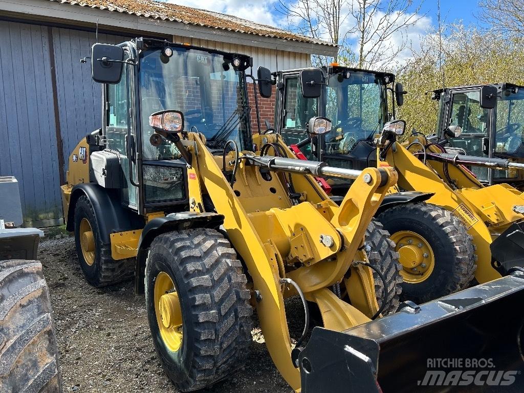 CAT 906  휠로우더