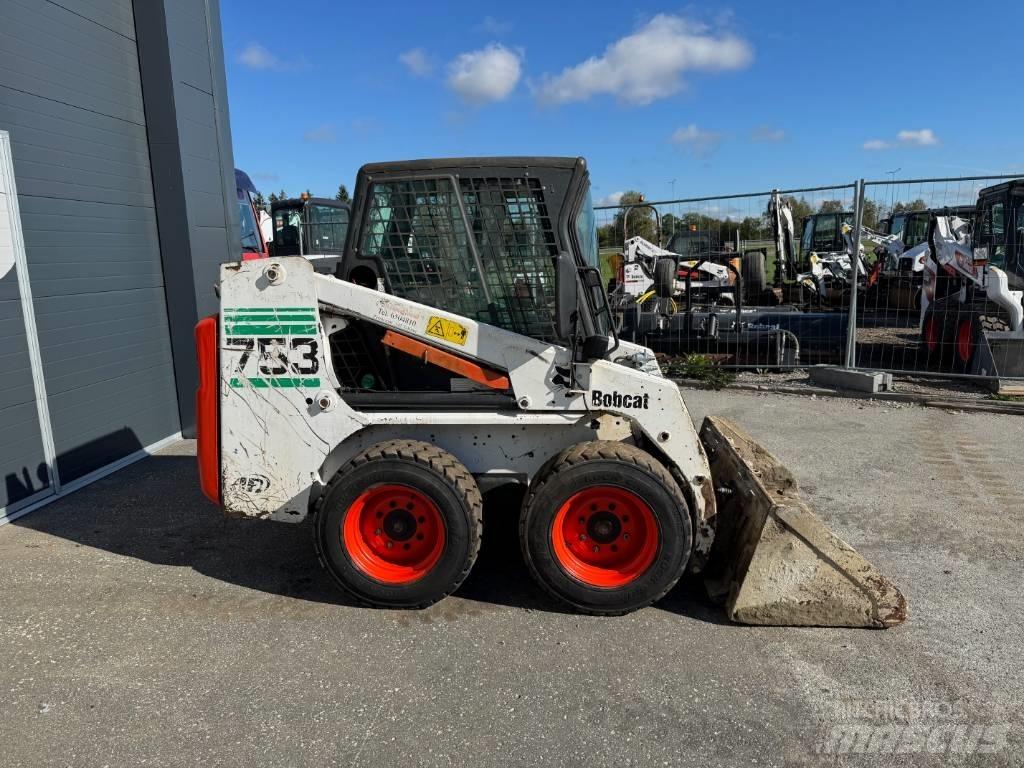 Bobcat 753  휠로우더