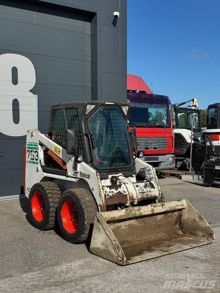 Bobcat 753  휠로우더