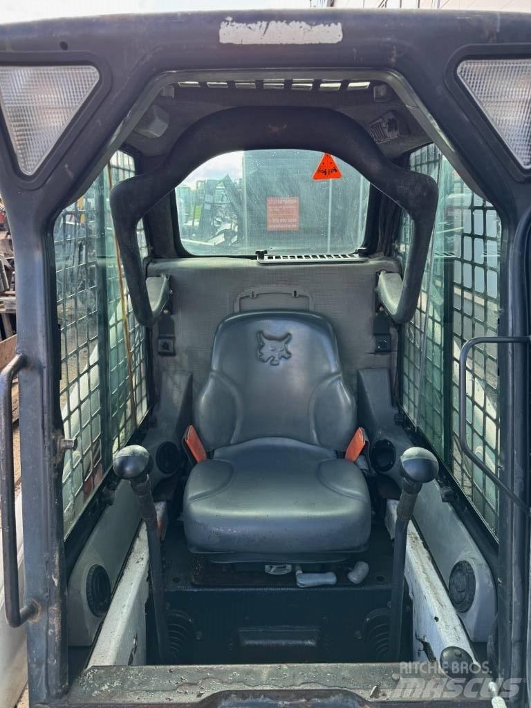 Bobcat 753  휠로우더