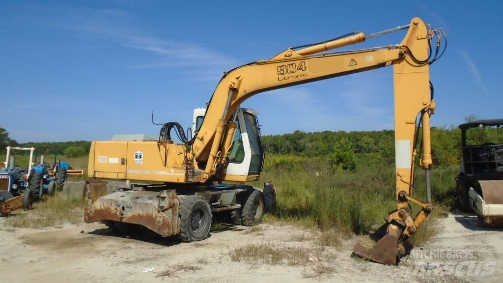 Liebherr A 904  휠 굴삭기