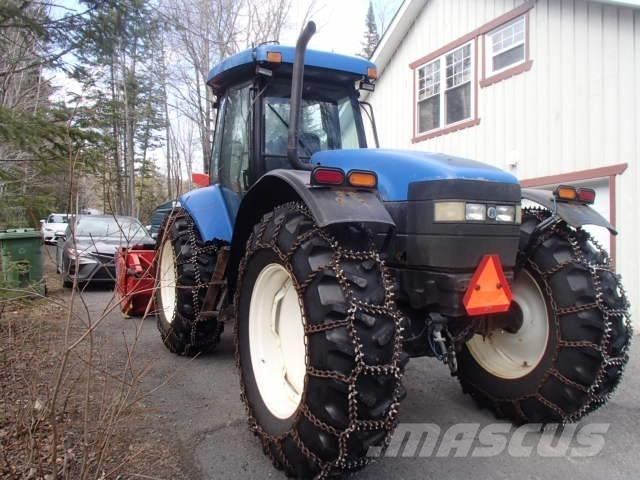 New Holland TV 140 트랙터