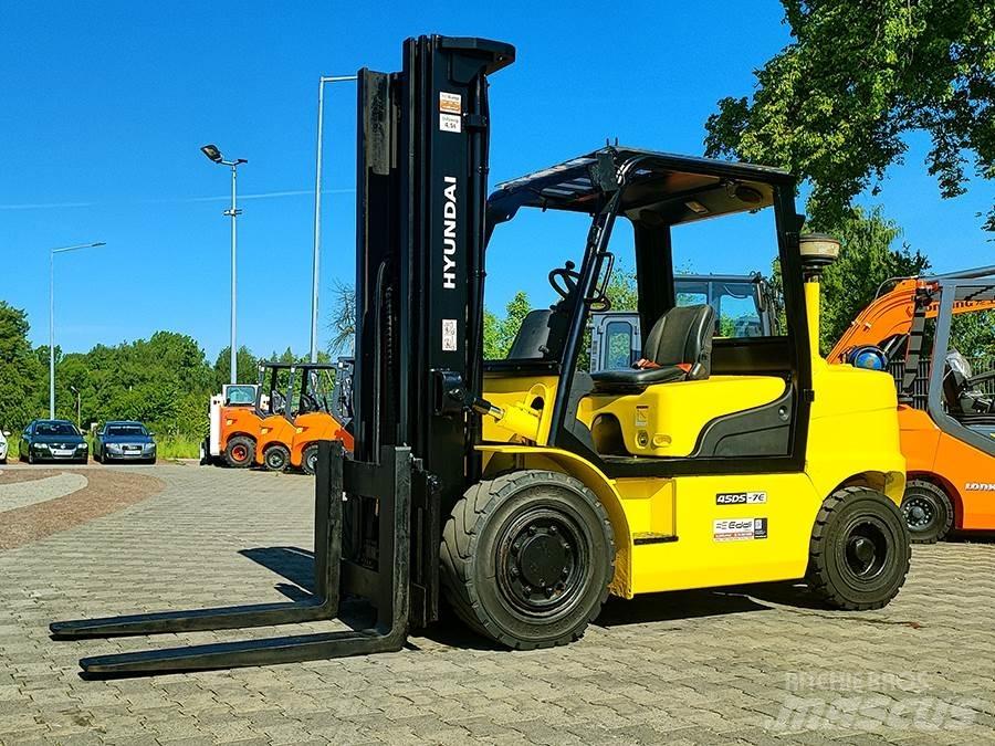 Hyundai 45DS-7E 디젤 지게차