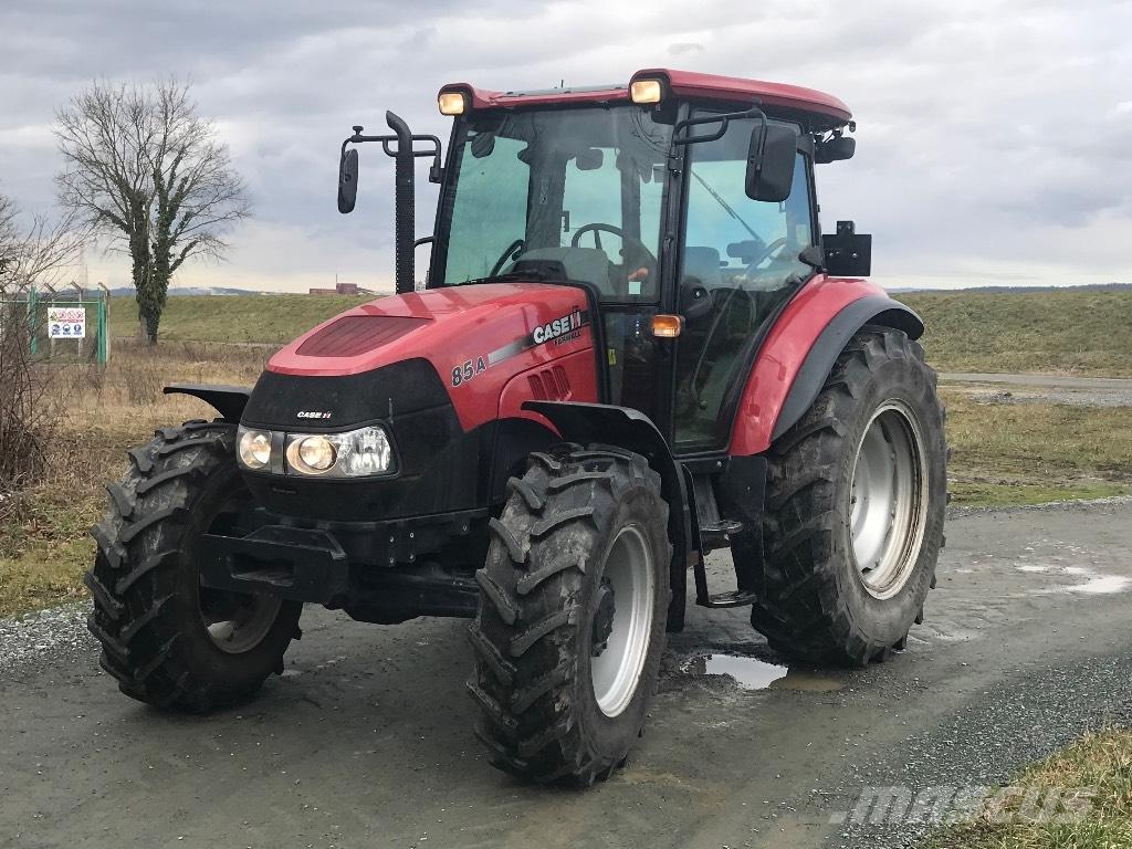 Case IH Farmall 85A 트랙터