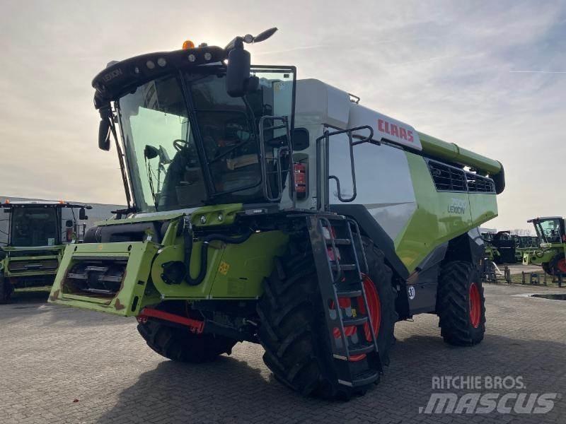CLAAS LEXION 7500 콤바인 수확기