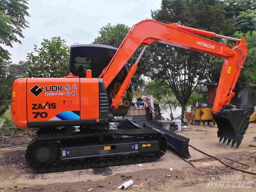 Hitachi ZX 70 중형굴삭기 7톤-28톤