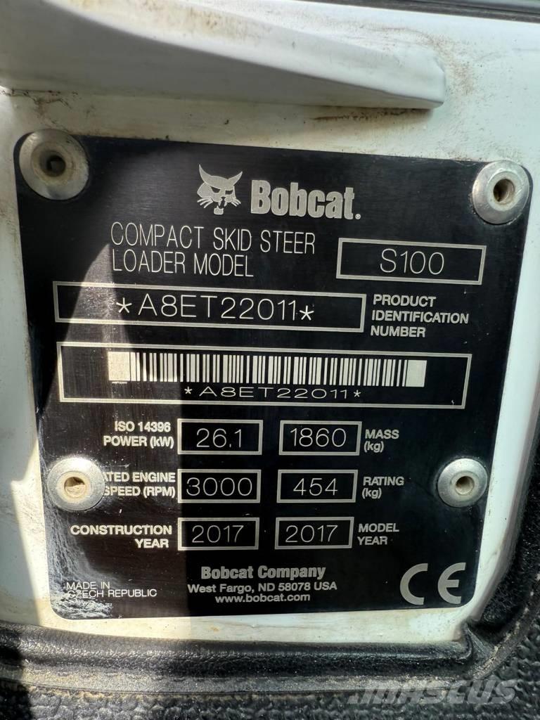 Bobcat S 100  스키드로더