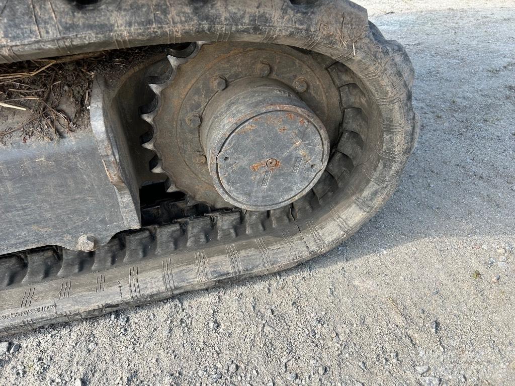 Volvo EC 25 소형 굴삭기 7톤 미만