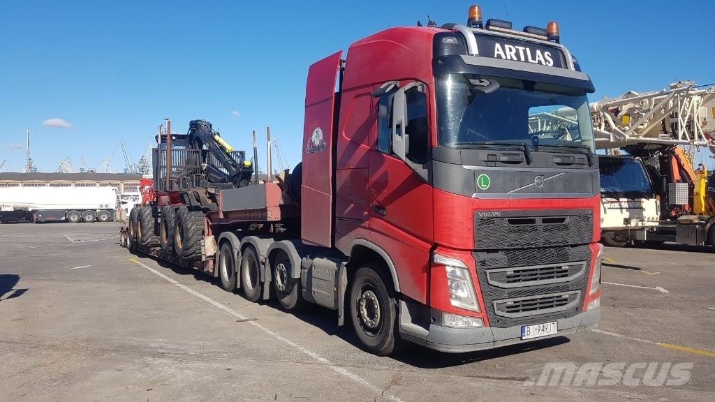 Komatsu 855 원목 포워더