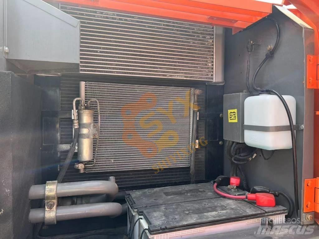 Hitachi ZX 210-3 G 대형 굴삭기 29톤 이상