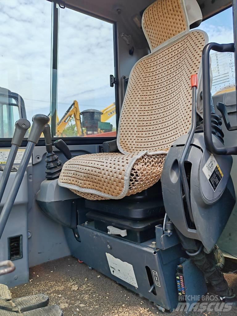 Kubota KX 183 중형굴삭기 7톤-28톤