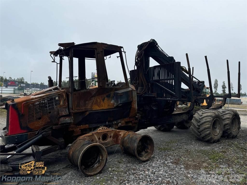 Komatsu 840TX 원목 포워더