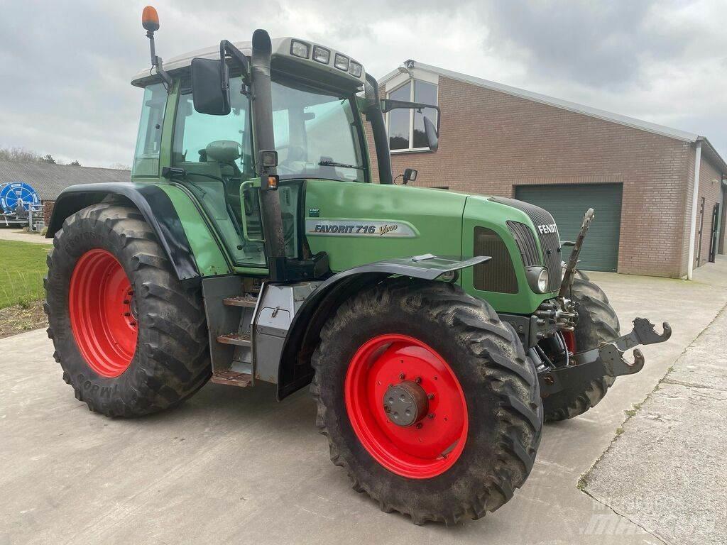 Fendt 716 트랙터