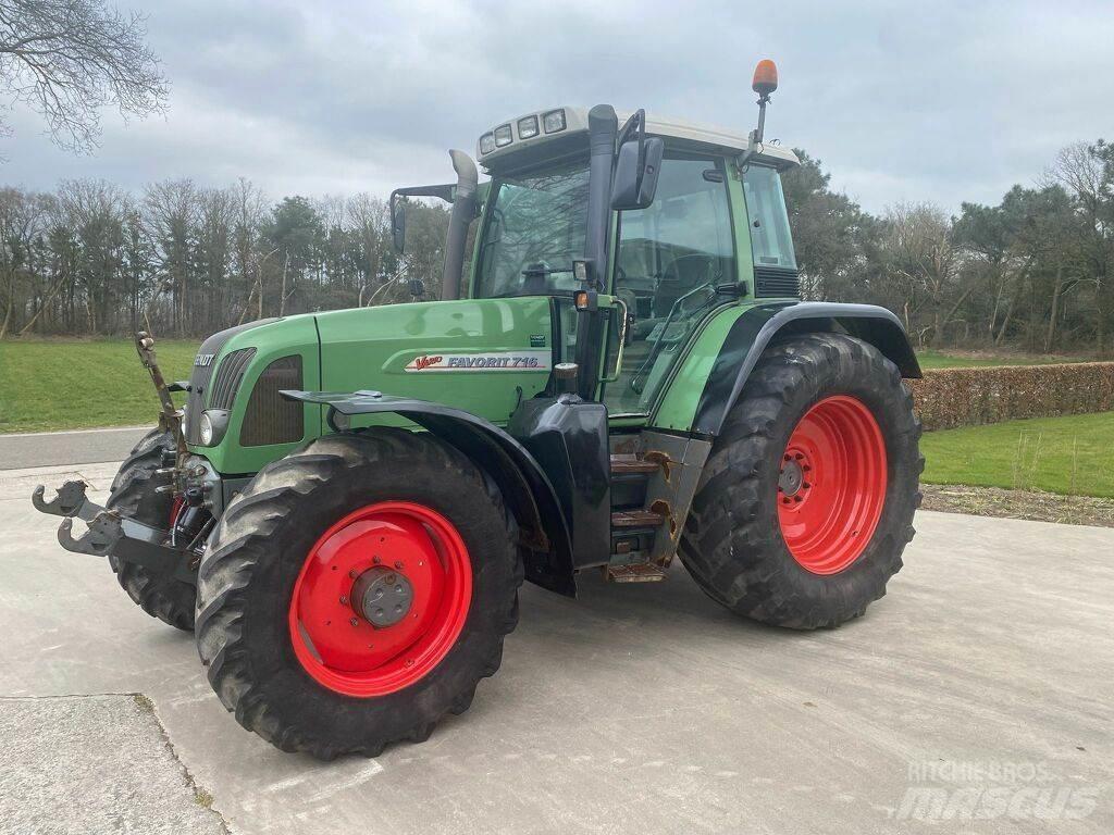 Fendt 716 트랙터