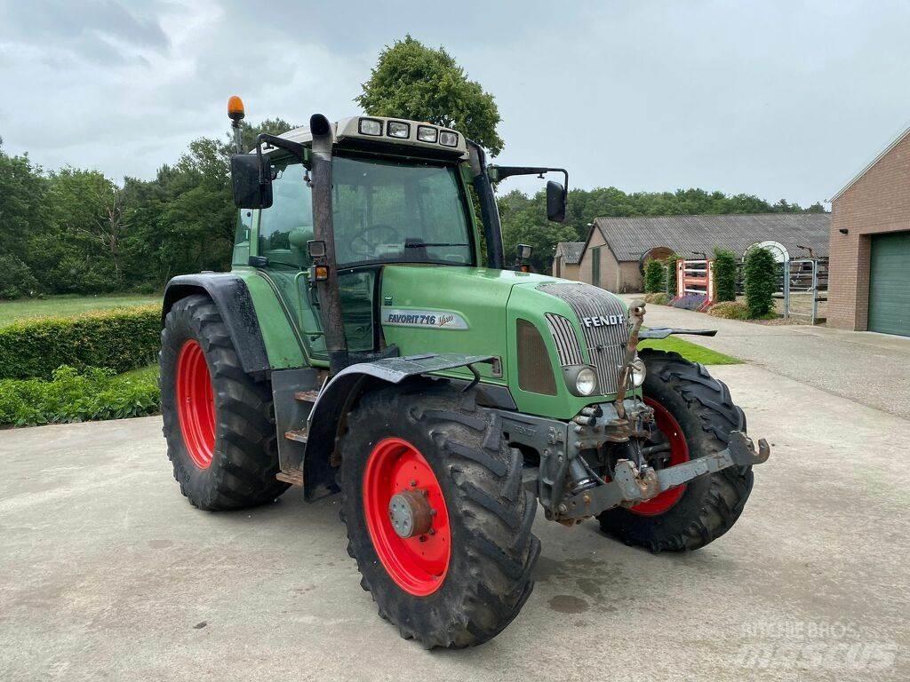 Fendt 716 트랙터