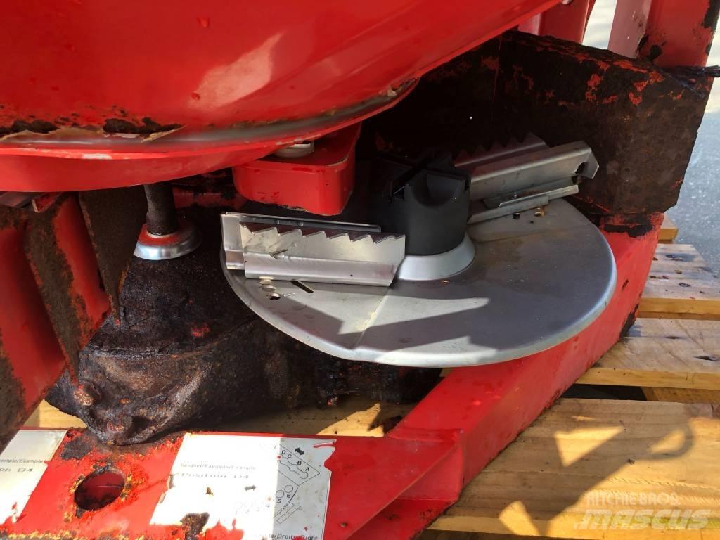 Kuhn MDS 701 미네랄 살포기