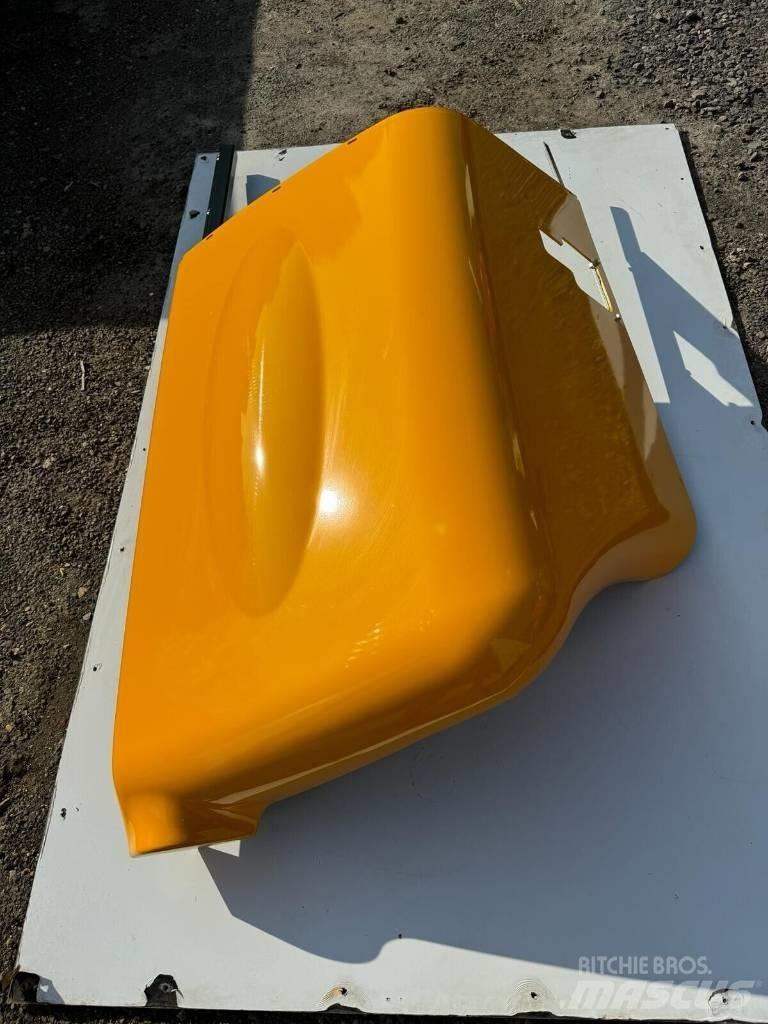 JCB ENGINE COVER 섀시 및 서스펜션