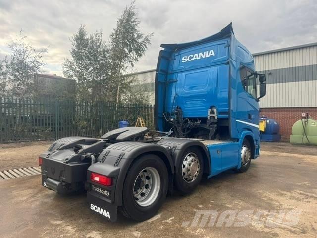 Scania S 500 트랙터 유닛