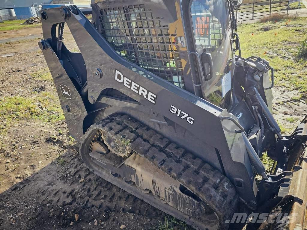 John Deere 317 G  스키드로더