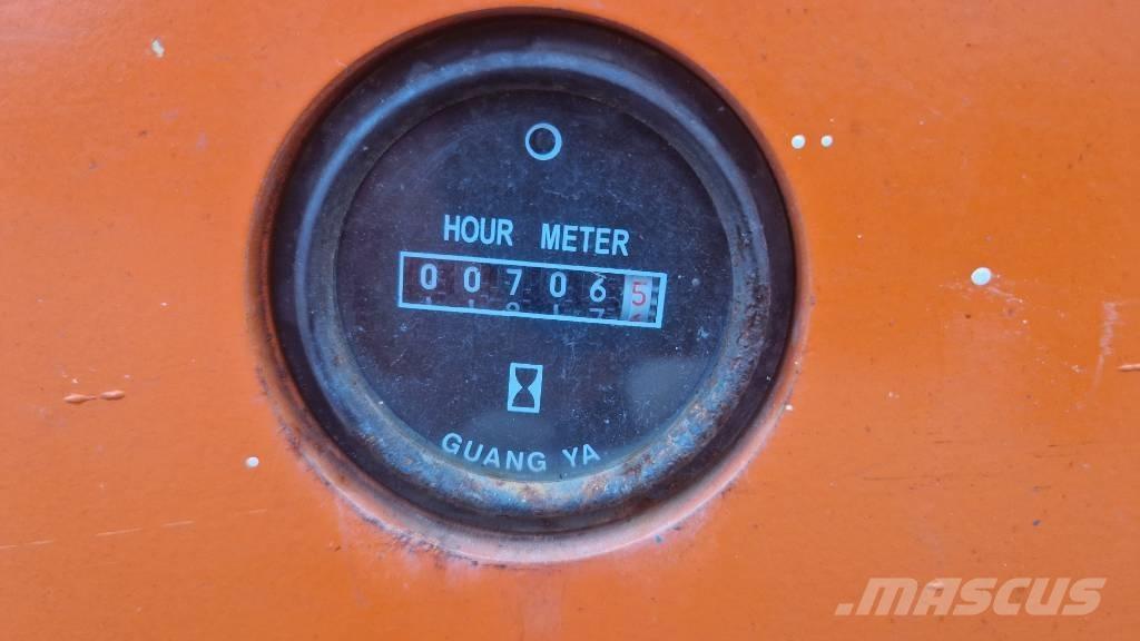 Dingli JCPT 1412 DC 가위형 리프트