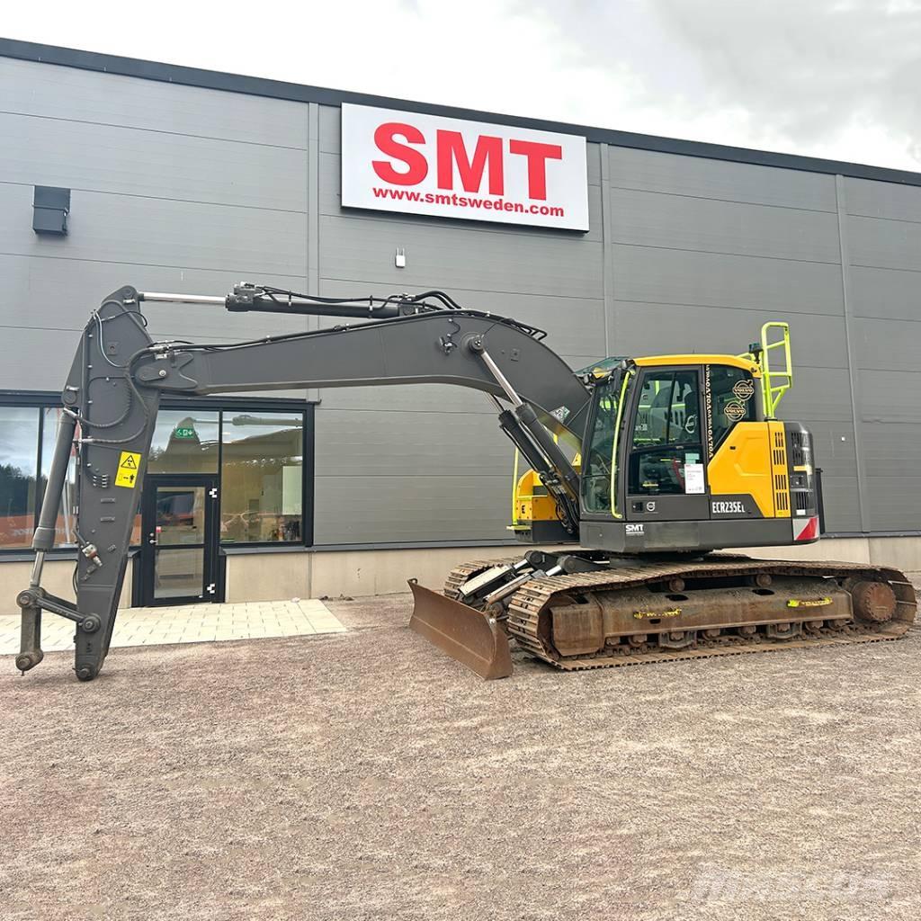 Volvo ECR 235 EL 대형 굴삭기 29톤 이상