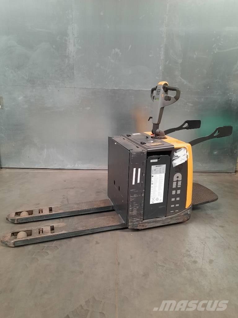 UniCarriers PMR200P 로우 리프터(승강대 포함)