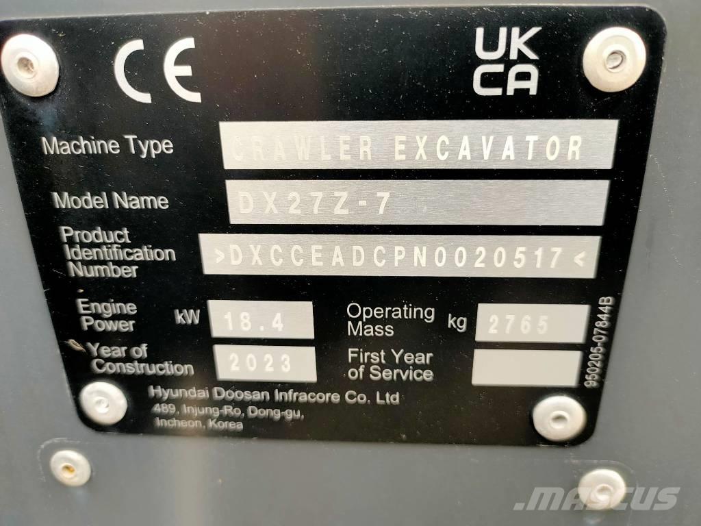 Doosan DX 27 Z 소형 굴삭기 7톤 미만