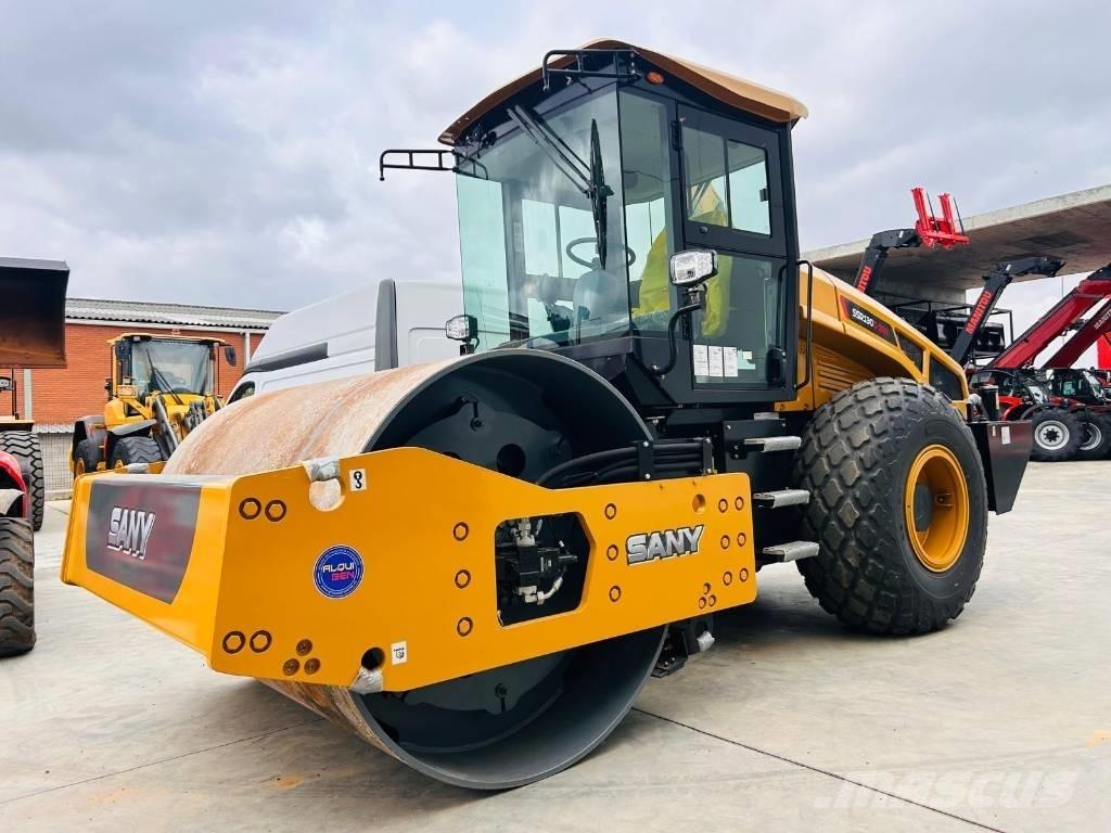 Sany SSR 130C-10H 토양 다짐기