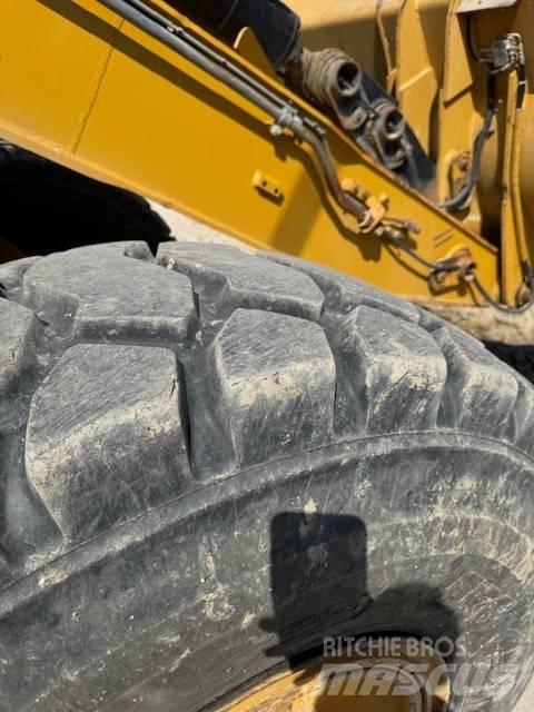 CAT 930 H  휠로우더