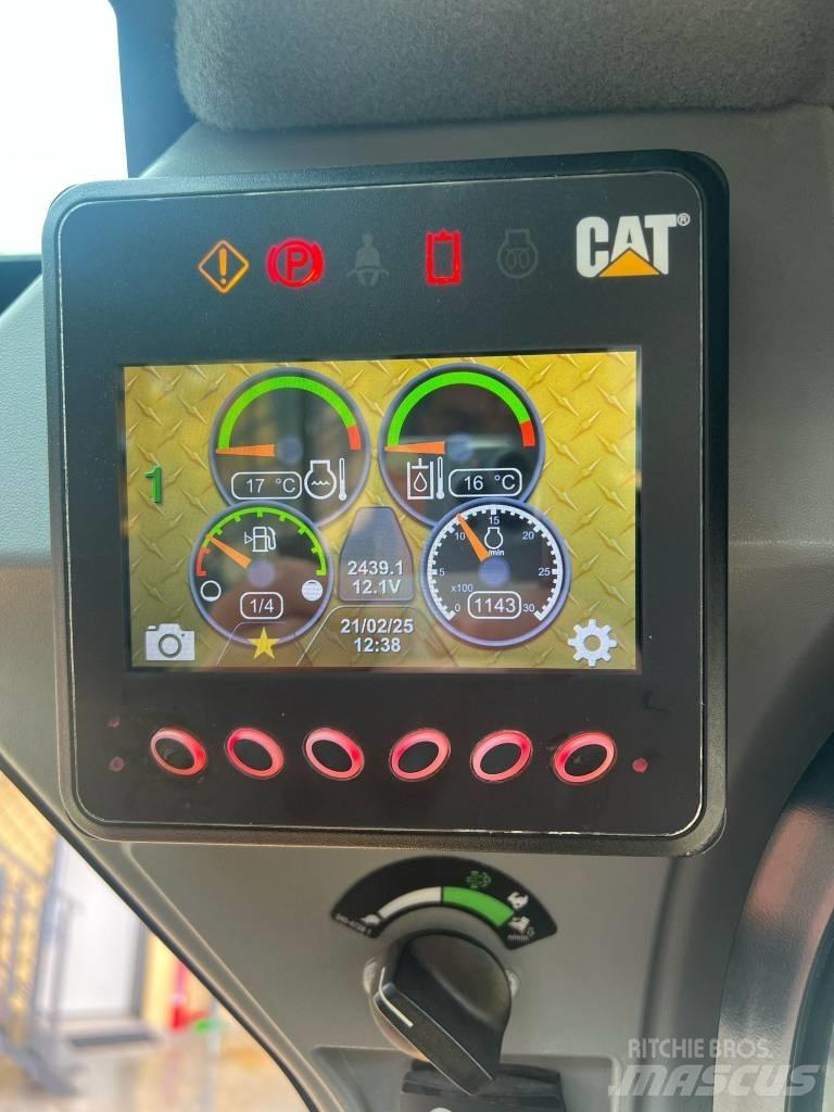CAT 262 D  스키드로더