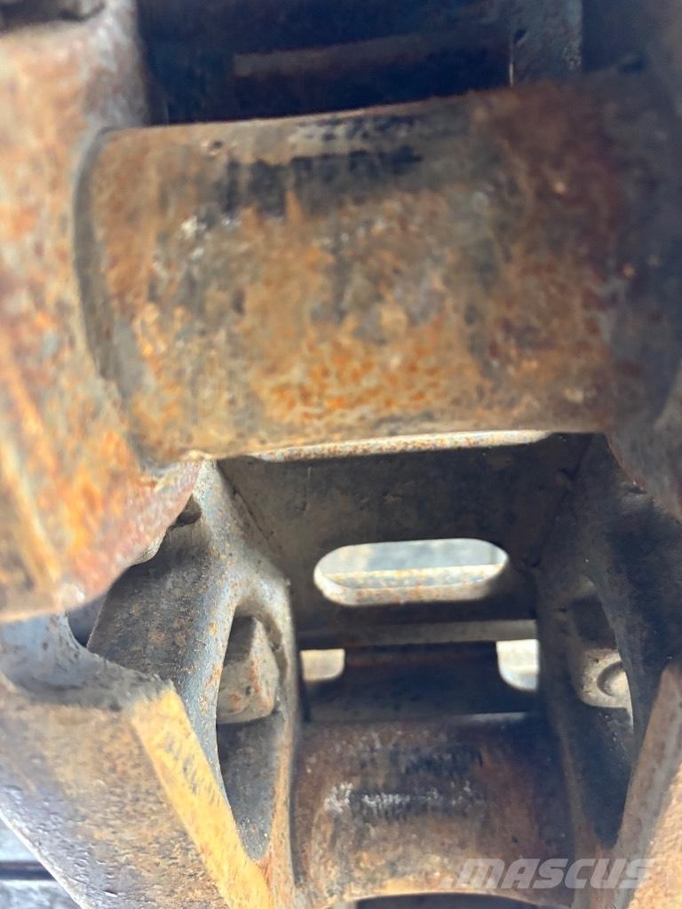 CASE CX 210 D 대형 굴삭기 29톤 이상