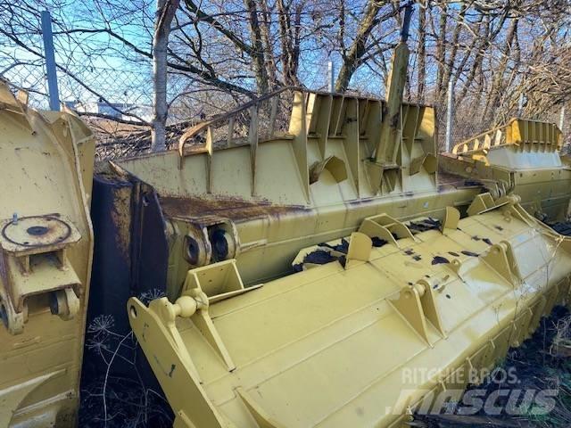 CAT D 8   U-blade 삽날