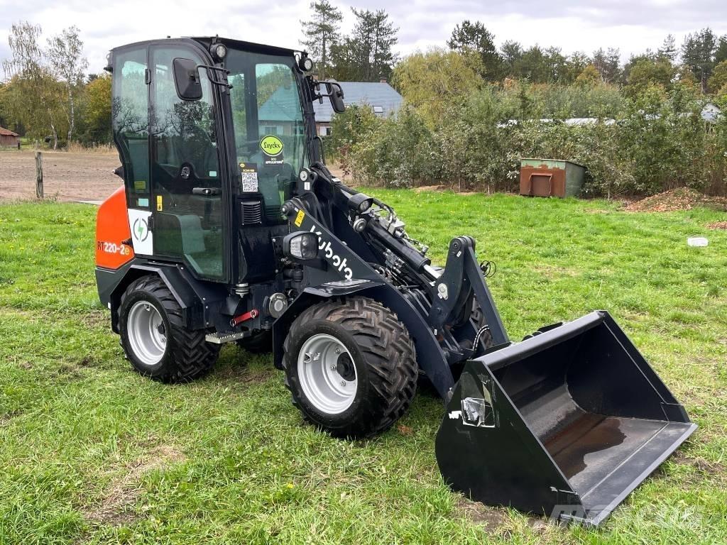 Kubota RT220-2e  휠로우더