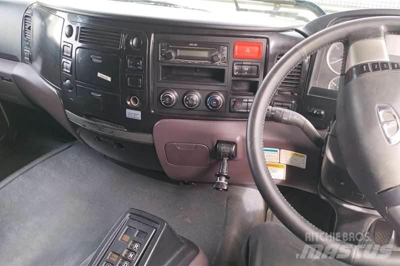 Daewoo KL3TX 기타 트럭