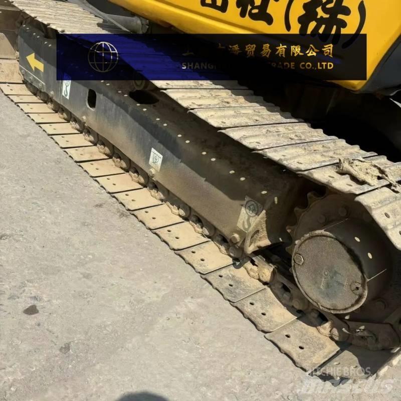 Komatsu PC 40 MR 소형 굴삭기 7톤 미만
