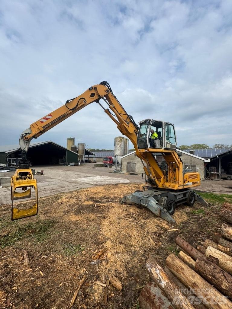 Liebherr A 924 C 굴절식 크레인