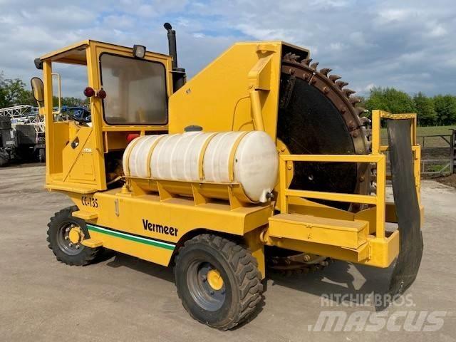 Vermeer CC135 트렌처