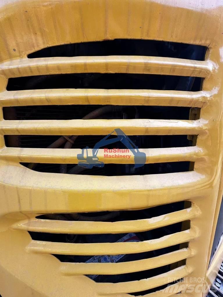 Komatsu PC 30 소형 굴삭기 7톤 미만