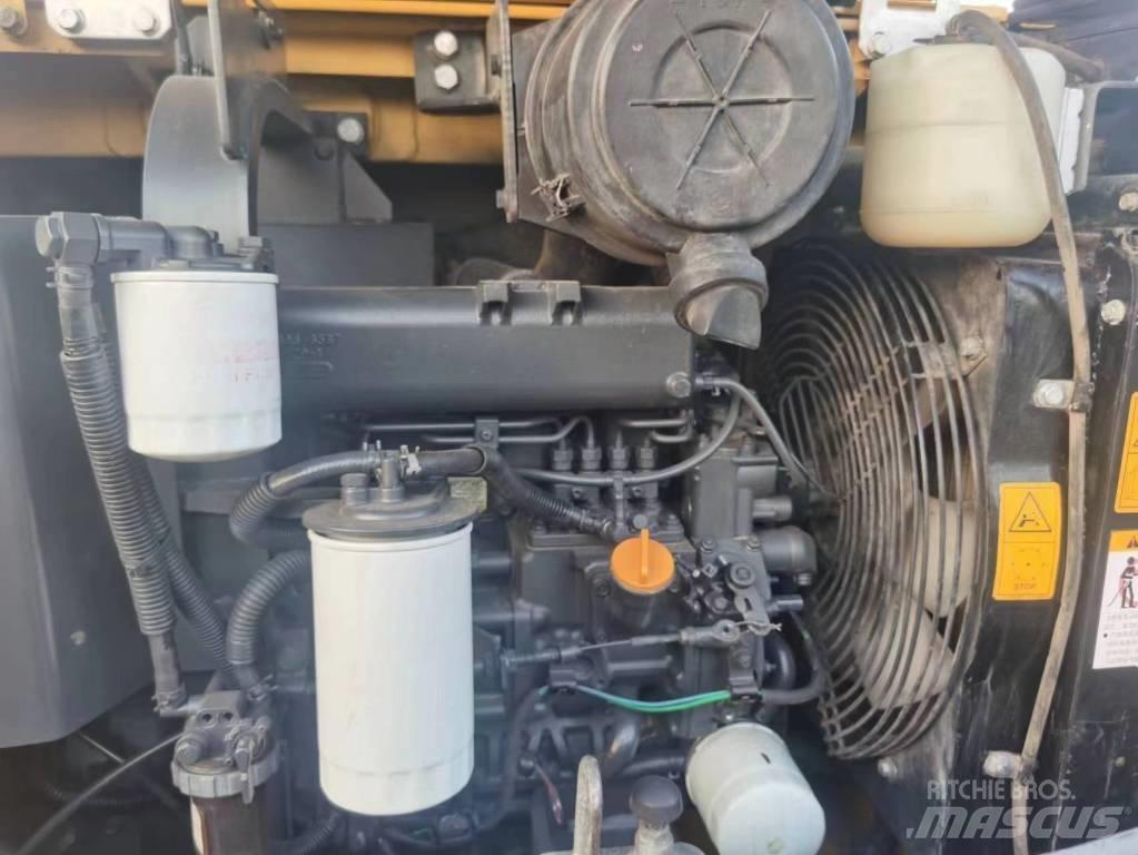 Komatsu PC 56 소형 굴삭기 7톤 미만