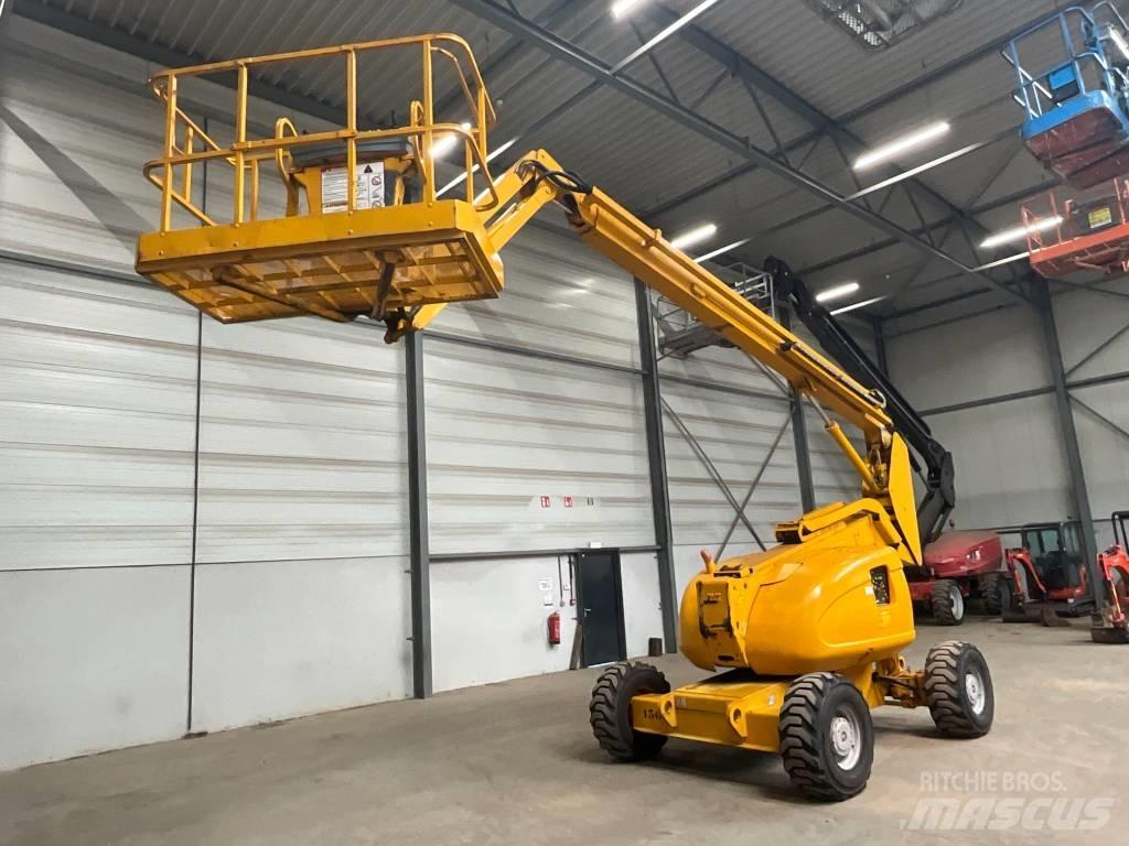 JLG 600 AJ 관절형 전동이동 리프트