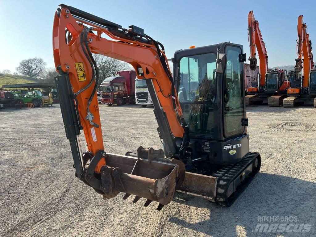 Doosan DX27z-7 소형 굴삭기 7톤 미만