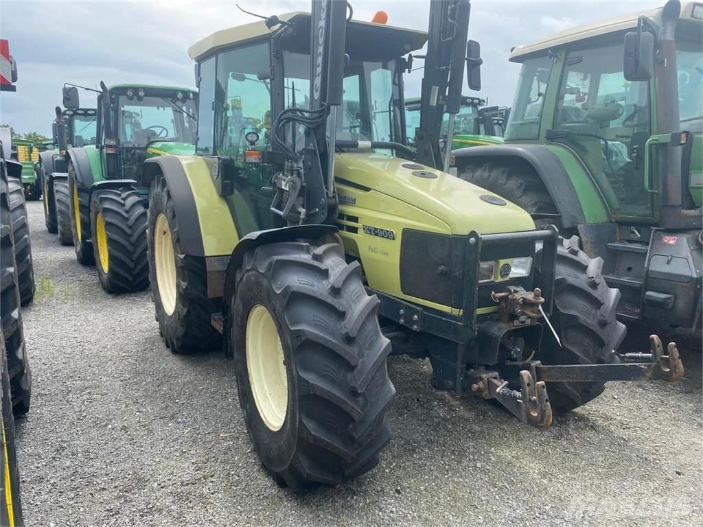 Hürlimann XT 909 트랙터