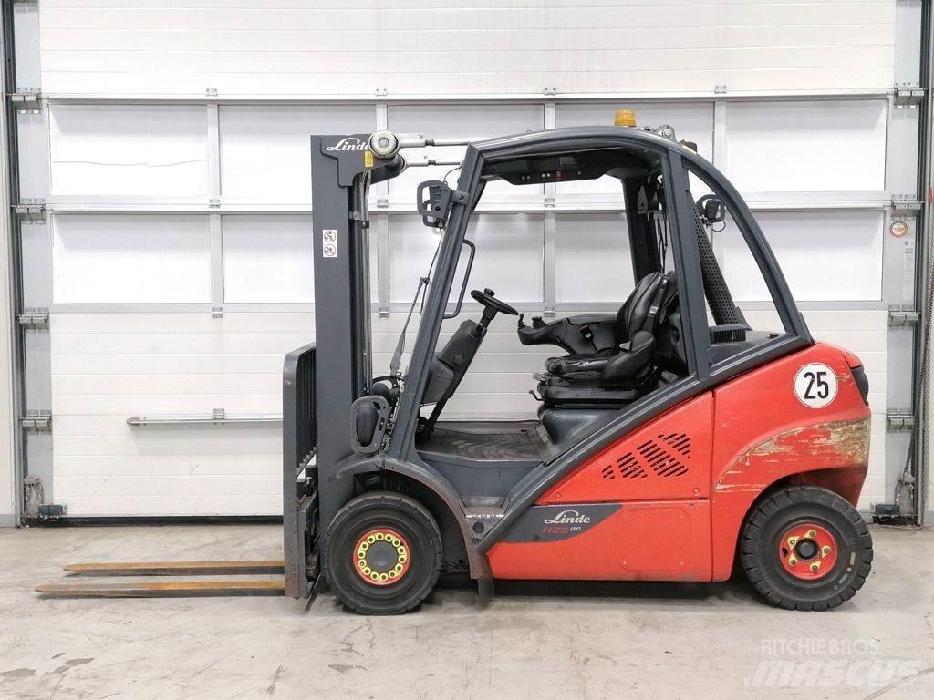 Linde H25D-02 디젤 지게차