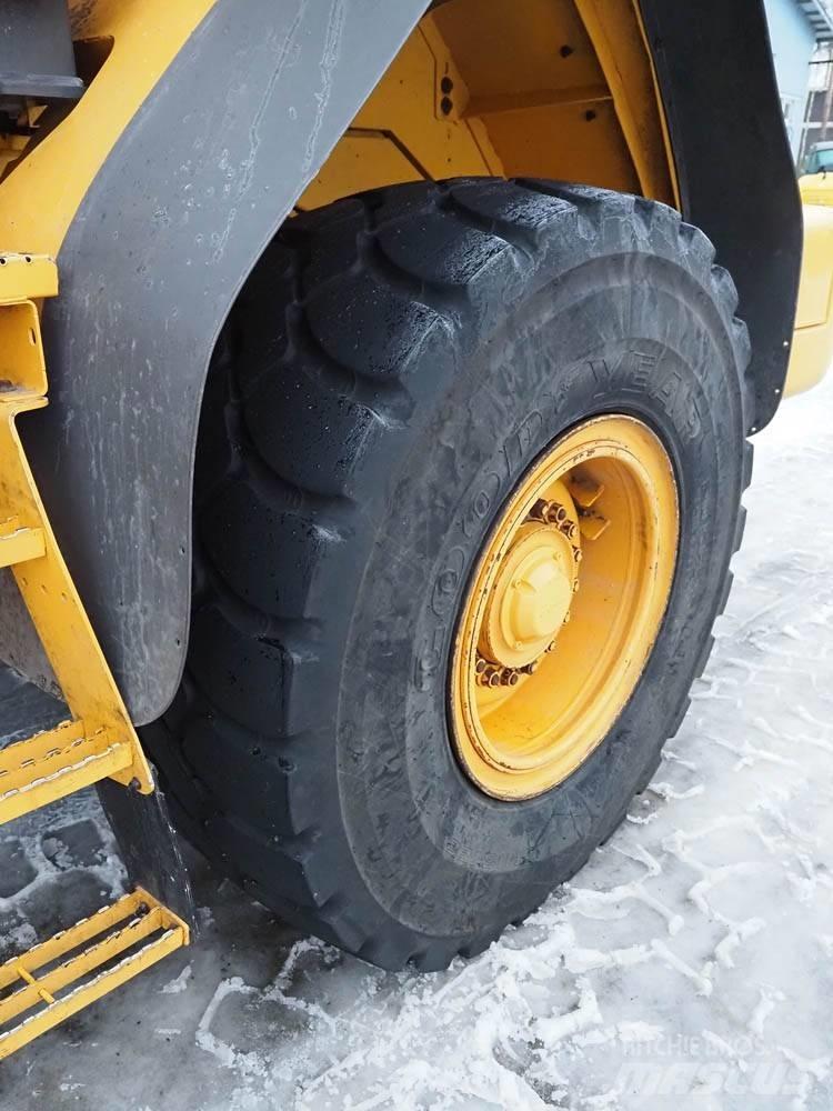 Volvo L 90 F  휠로우더